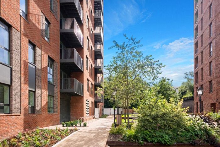 1 Bedroom Flat To Rent In Clarendon, London, N8