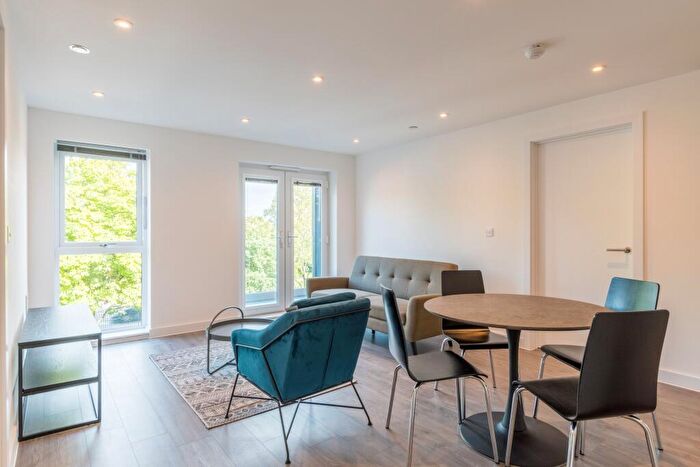 2 Bedroom Apartment To Rent In Alexandra Park, Willow Road, Leeds, LS4