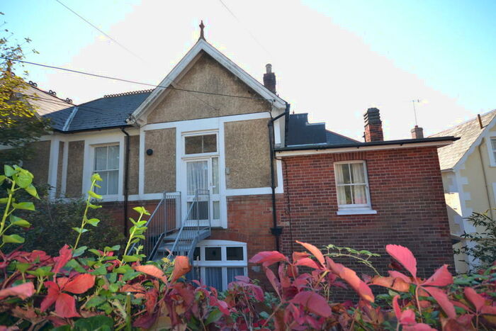 3 Bedroom Maisonette To Rent In St. Catherines Road, Niton Undercliff, PO38