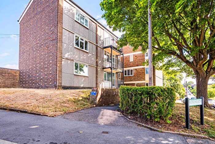 2 Bedroom Apartment To Rent In Long Chaulden, Hemel Hempstead, HP1
