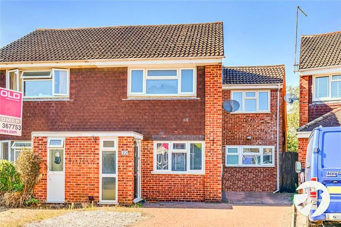 3 Bedroom Semi-Detached House To Rent In Chapman Road, Stevenage, Hertfordshire, SG1
