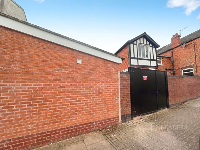 1 Bedroom Studio To Rent In Hobson Road, Selly Park, Birmingham, B29