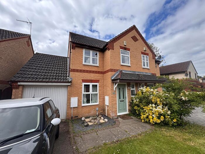 3 Bedroom Semi-Detached House To Rent In Muncaster Gardens, East Hunsbury, Northampton, NN4
