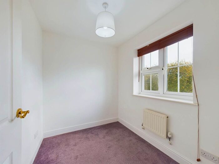 4 Bedroom Detached House For Sale In Church Farm Close, Bierton, Aylesbury, HP22