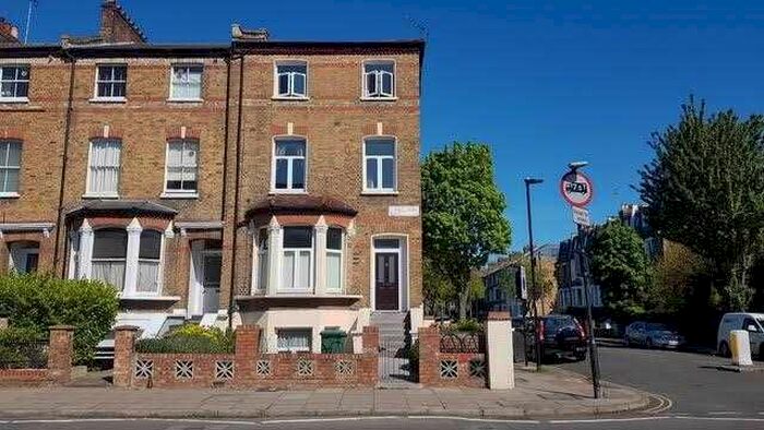 1 Bedroom Flat To Rent In Tufnell Park Road, London, N7