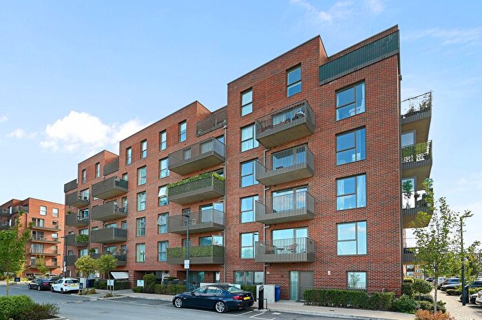 1 Bedroom Flat To Rent In Hargrave Drive, Harrow, HA1