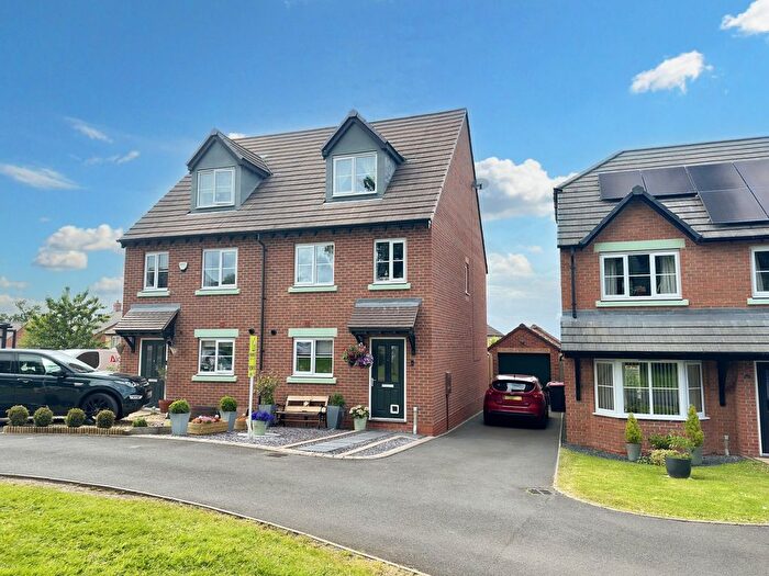 3 Bedroom Semi-Detached House For Sale In Vesey Court, Telford, TF6
