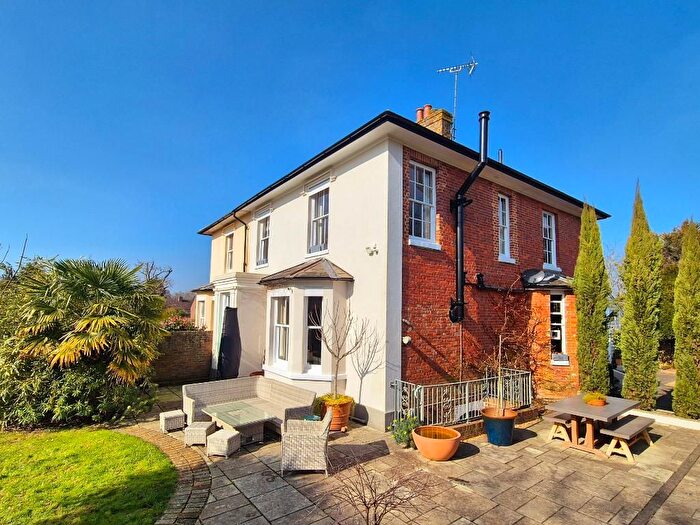 4 Bedroom Semi-Detached House For Sale In Horns Road, Hawkhurst, TN18