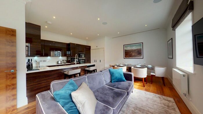 3 Bedroom Flat To Rent In Rainville Road, London, W6