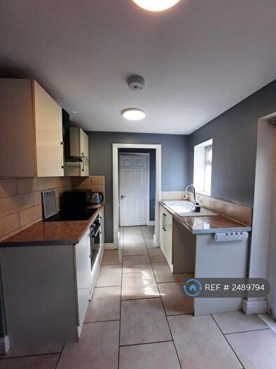 3 Bedroom Flat To Rent In Chivers Road, London, E4