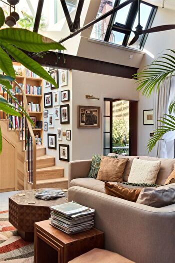 3 Bedroom Semi-Detached House For Sale In Prebend Gardens, London, W4