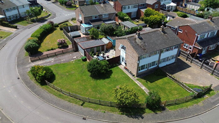 4 Bedroom Detached House For Sale In High View, Deanshanger, Milton Keynes, MK19