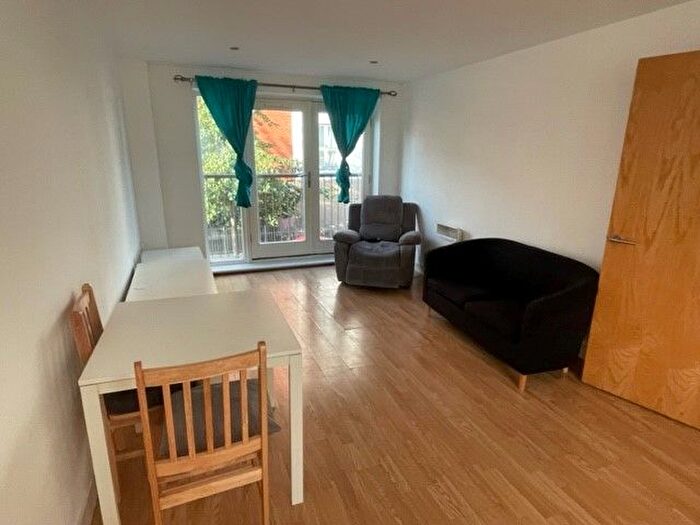 2 Bedroom Flat To Rent In Heathfield Court, Tredegar Road, London, E3