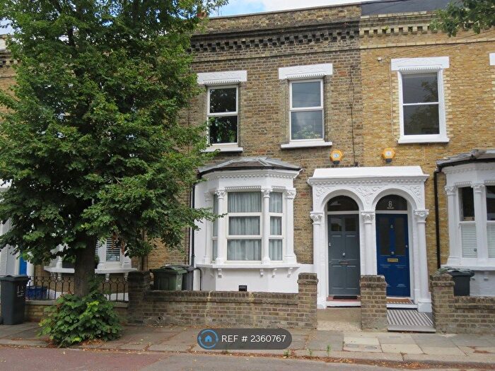 1 Bedroom Flat To Rent In Linom Rd, London, SW4
