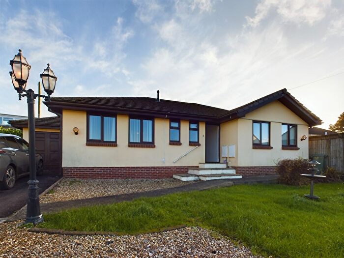 3 Bedroom Detached Bungalow To Rent In Rose Gardens, Ipplepen, Newton Abbot, TQ12