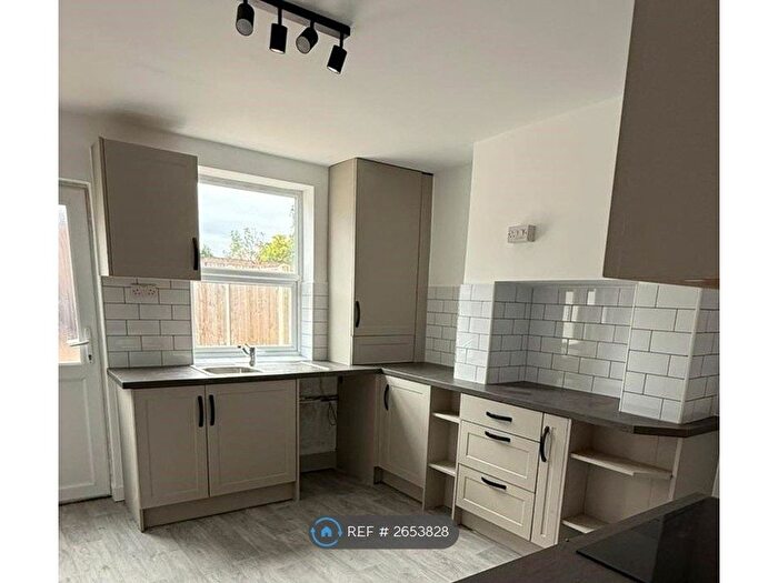 2 Bedroom Terraced House To Rent In Victoria Crescent, Burton-On-Trent, DE14