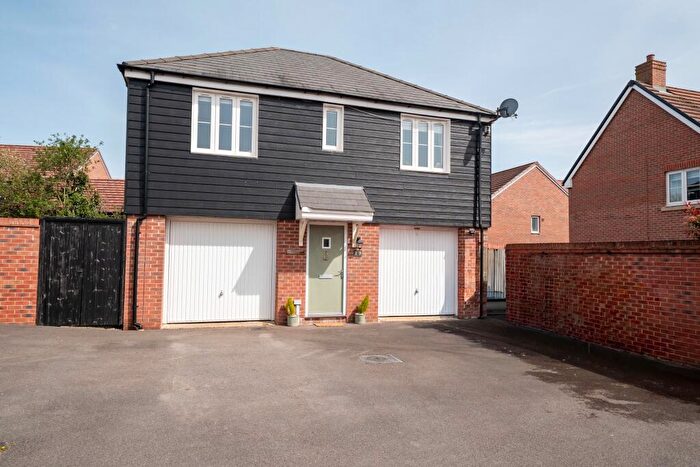 1 Bedroom Coach House For Sale In Stirrup Way, Andover, SP11