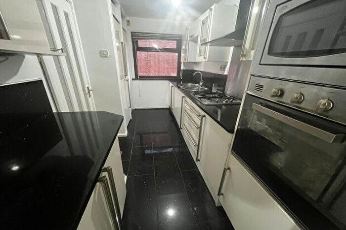 3 Bedroom Semi-Detached House To Rent In Dougall Walk, Manchester, M12