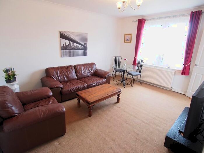 2 Bedroom Flat To Rent In School Terrace, Aberdeen, AB24