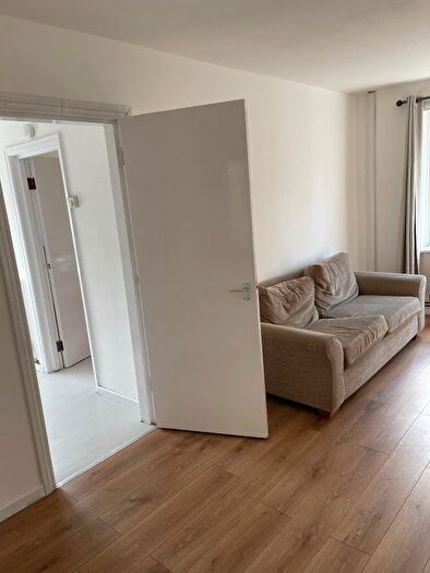 1 Bedroom Flat To Rent In Lupton Avenue, Leeds, LS9