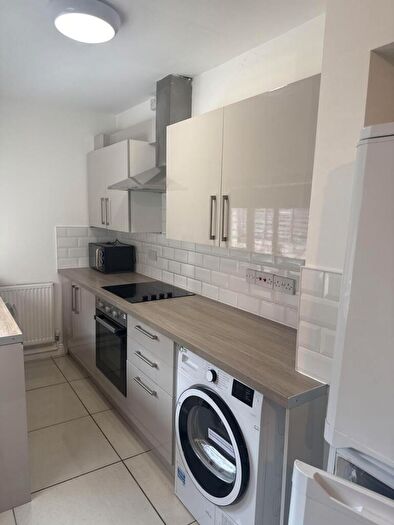 3 Bedroom House To Rent In St Andrews Place, Lincoln, LN5