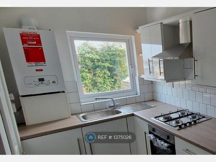 2 Bedroom Maisonette To Rent In Alder Hey Road, St. Helens, WA10