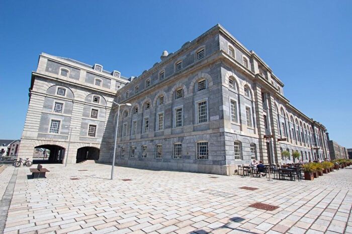 1 Bedroom Flat To Rent In Mills Bakery, Royal WIlliam Yard, PL1