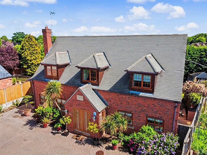 4 Bedroom House For Sale In High Road, Chilwell, Nottingham, NG9