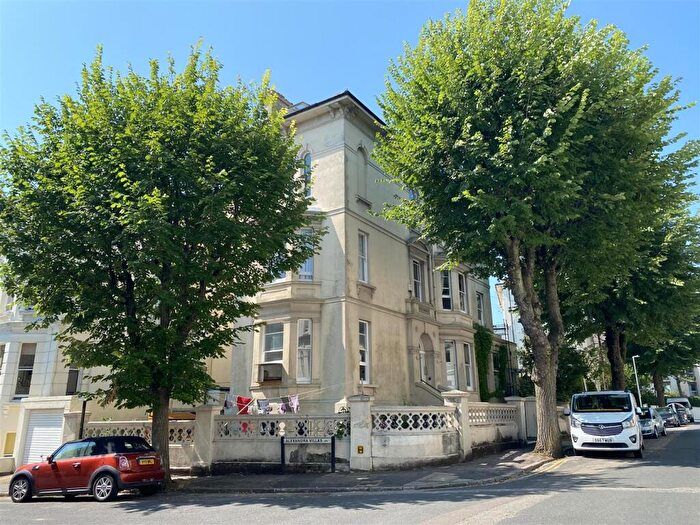 2 Bedroom Flat To Rent In Alexandra Villas, Brighton, BN1