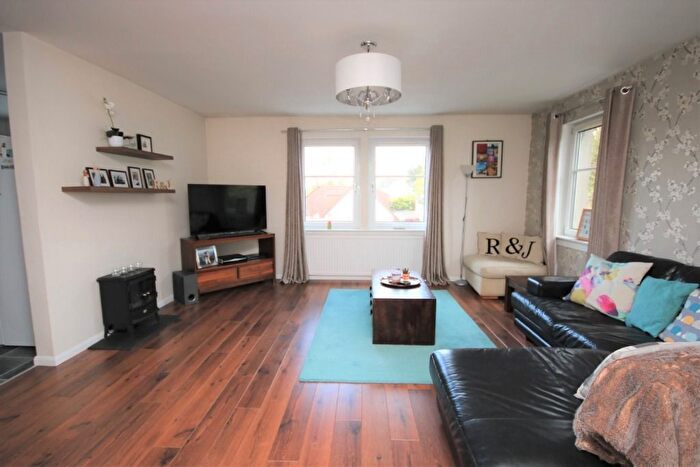 2 Bedroom Flat To Rent In Cults Court, Cults, Aberdeen, AB15