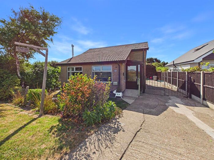 2 Bedroom Detached Bungalow For Sale In Sea Lane, Huttoft, Alford, LN13