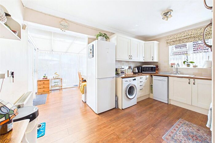 3 Bedroom Bungalow For Sale In Coventry Crescent, Poole, Dorset, BH17 - Photo 11