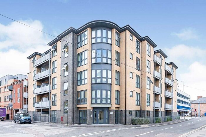 1 Bedroom Flat To Rent In Canal Walk, Southampton, SO14