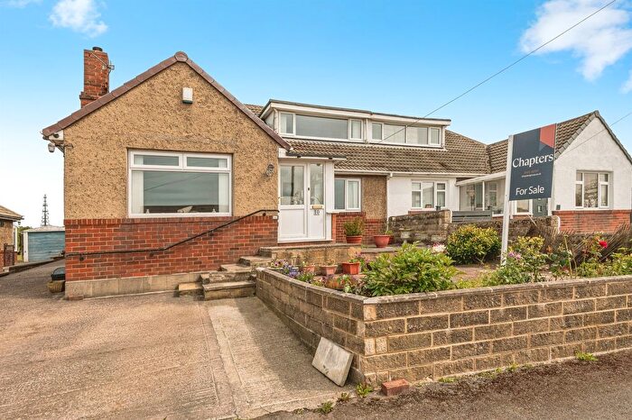 3 Bedroom Semi-Detached Bungalow For Sale In West Lodge Crescent, Huddersfield, HD2