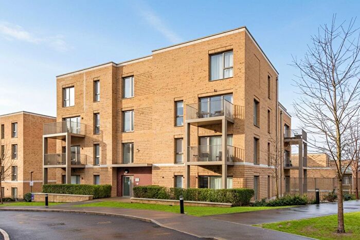 2 Bedroom Flat To Rent In Harewood Avenue, Mill Hill East, NW7