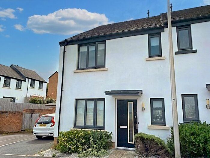 3 Bedroom Semi-Detached House To Rent In Little Marsh Road, Okehampton, EX20