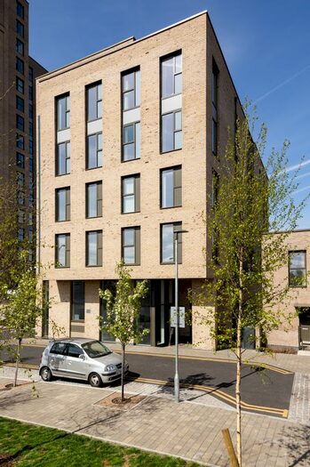 2 Bedroom Flat For Sale In Dunedin Road, London, E10