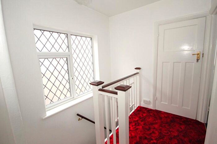 3 Bedroom End Of Terrace House For Sale In Glanfield Road, Beckenham, BR3