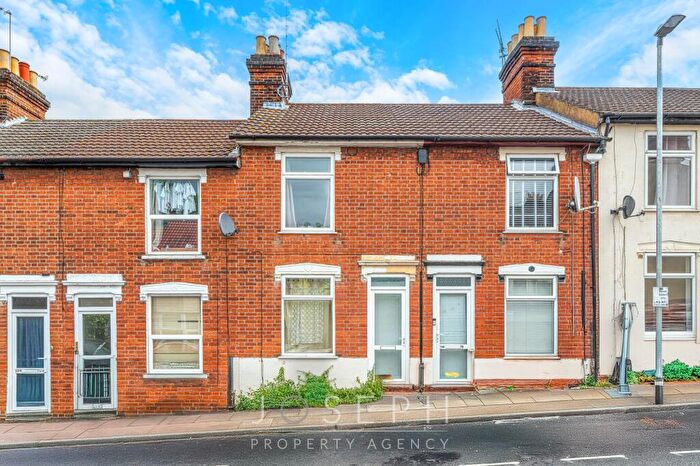 3 Bedroom Terraced House For Sale In Finchley Road, Ipswich, IP4