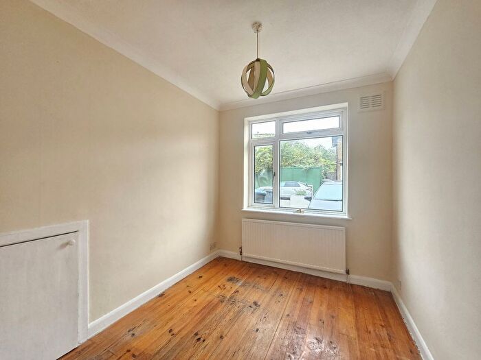 2 Bedroom Flat To Rent In Bermans Way, Neasden, NW10