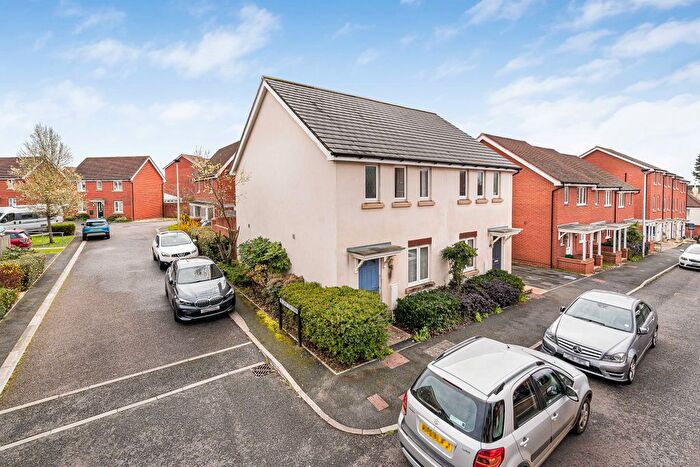 3 Bedroom Semi-Detached House For Sale In Henrys Run, Cranbrook, EX5