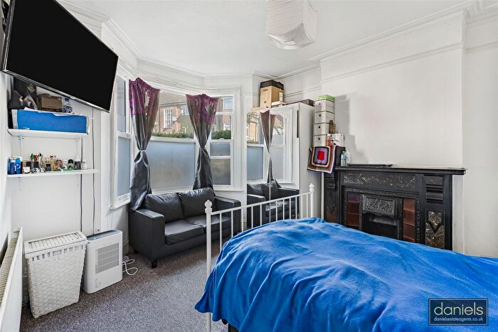3 Bedroom End Terrace House For Sale In Herga Road, Harrow, HA3