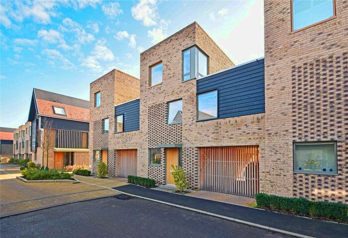 4 Bedroom Terraced House To Rent In Royal Way, Trumpington, Cambridge, CB2