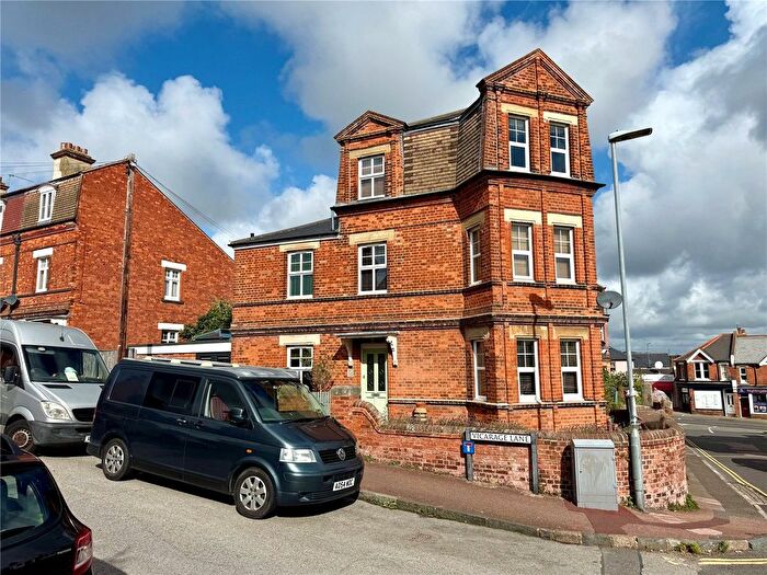 3 Bedroom End Terrace House For Sale In Vicarage Lane, Eastbourne, East Sussex, BN20