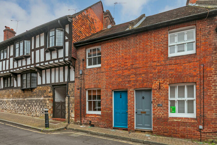 2 Bedroom Terraced House To Rent In St Johns Street, Winchester, SO23