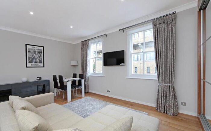 1 Bedroom Flat To Rent In Portsea Place, Paddington, London, W2