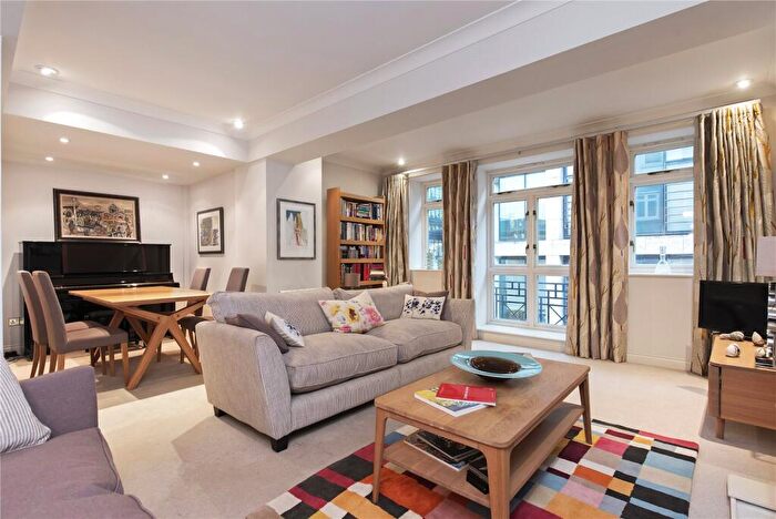 2 Bedroom Apartment To Rent In Pemberton House, Pemberton Row, Clerkenwell, London, EC4A