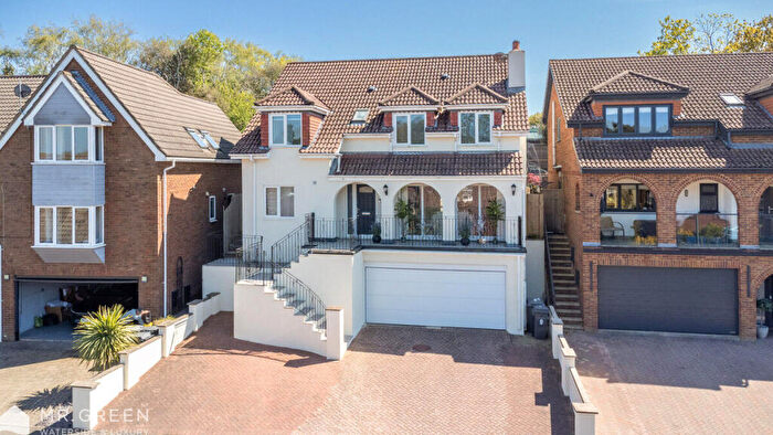 5 Bedroom Detached House For Sale In Shepherds Way, Littledown, Bournemouth, BH7