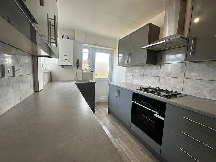 3 Bedroom End Of Terrace House To Rent In Brampton Road, London, NW9