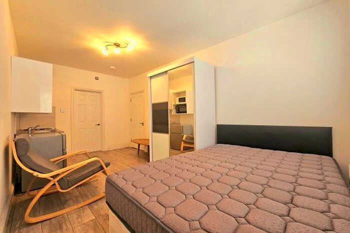 Studio To Rent In Coniston Road, Bromley, BR1